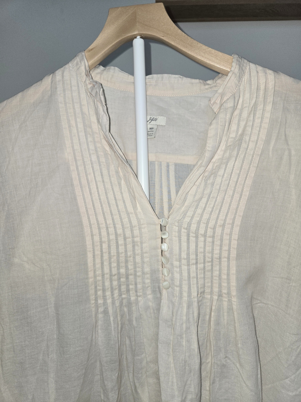 J. Jill Pale Pink Pintuck Peasant Blouse Size Med Petite - Picture 3 of 11